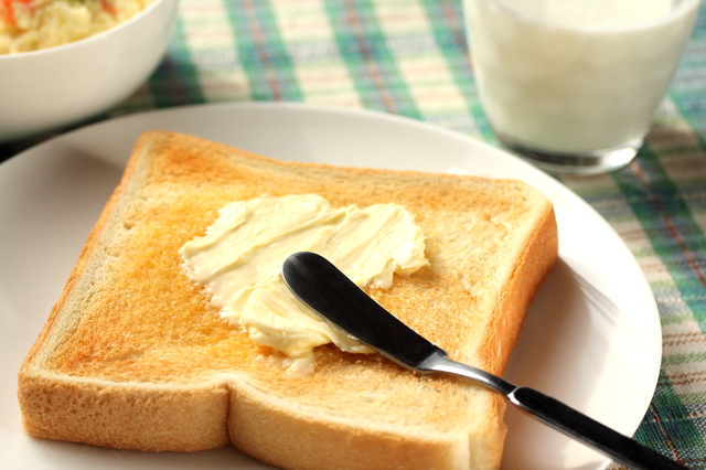 牛乳からバターの簡単な手作り方法や作り方・DIY・レシピ