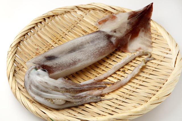 イカの皮のむき方の簡単な手作り方法や作り方・DIY・レシピ